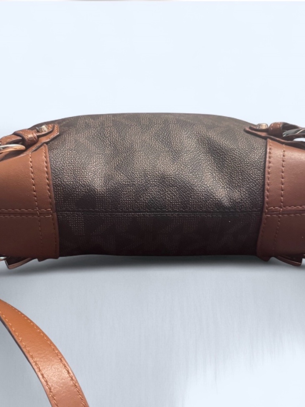 Michael Kors Fallon Medium Messenger Bag – Brown Monogram & Leather - Picture 3 of 4